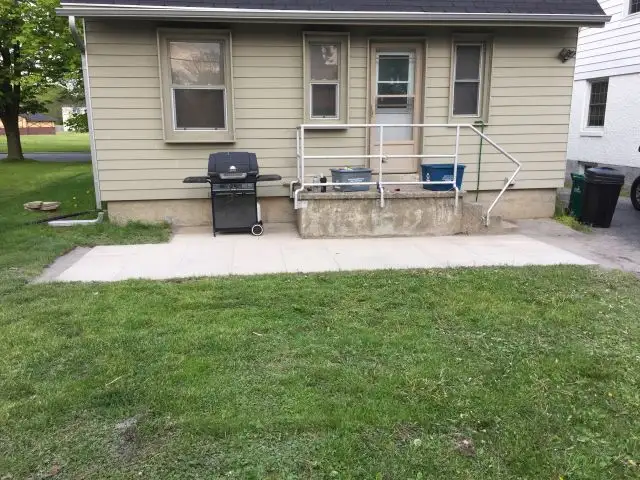 3 bedroom house 100 Helen Kingston Ontario - Photo 2