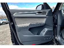 2023 Volkswagen Atlas Execline R Line | Heated Leather | Panoroo - Photo 18