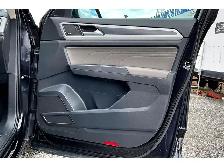 2023 Volkswagen Atlas Execline R Line | Heated Leather | Panoroo - Photo 19