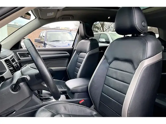 2023 Volkswagen Atlas Execline R Line | Heated Leather | Panoroo - Photo 25