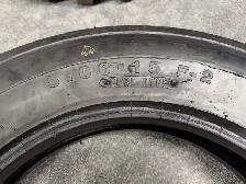 Treadura 5.00-15 Front Tire - Photo 3