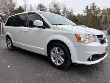 2018 DODGE GRAND CARAVAN CREW  ONLY 104,000 KM'S  LOADED