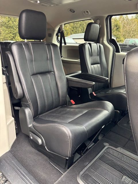 2018 DODGE GRAND CARAVAN CREW  ONLY 104,000 KM'S  LOADED - Photo 14