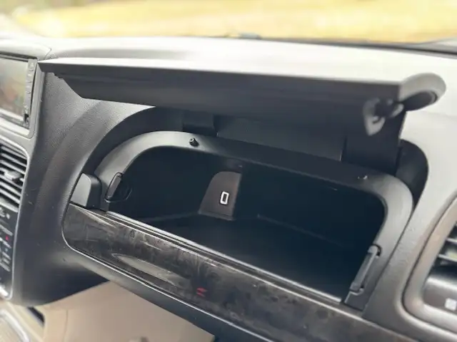 2018 DODGE GRAND CARAVAN CREW  ONLY 104,000 KM'S  LOADED - Photo 25