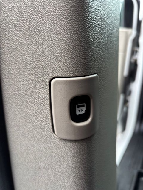 2018 DODGE GRAND CARAVAN CREW  ONLY 104,000 KM'S  LOADED - Photo 27