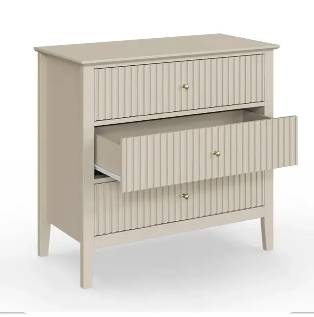 Modern Fluted 3-Drawer Dresser - Photo 7