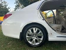 2011 Toyota Avalon XLS/NAVI/CUIR/CAMERA/FINANCEMENT DISPONIBLE - Photo 12