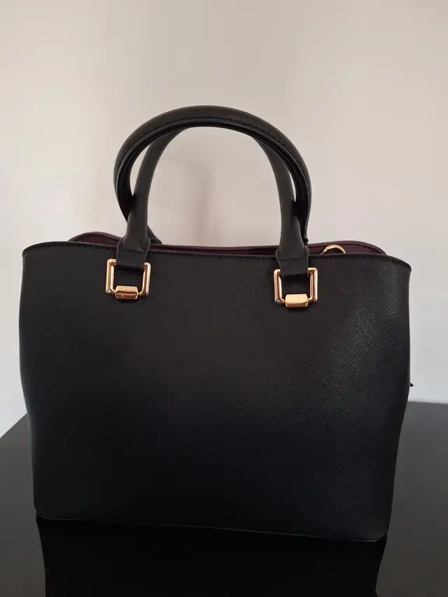 Aldo Legoiri Black and Gold Purse / Bag - Photo 4