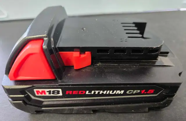 1.5AH MILWAUKEE BATTERY