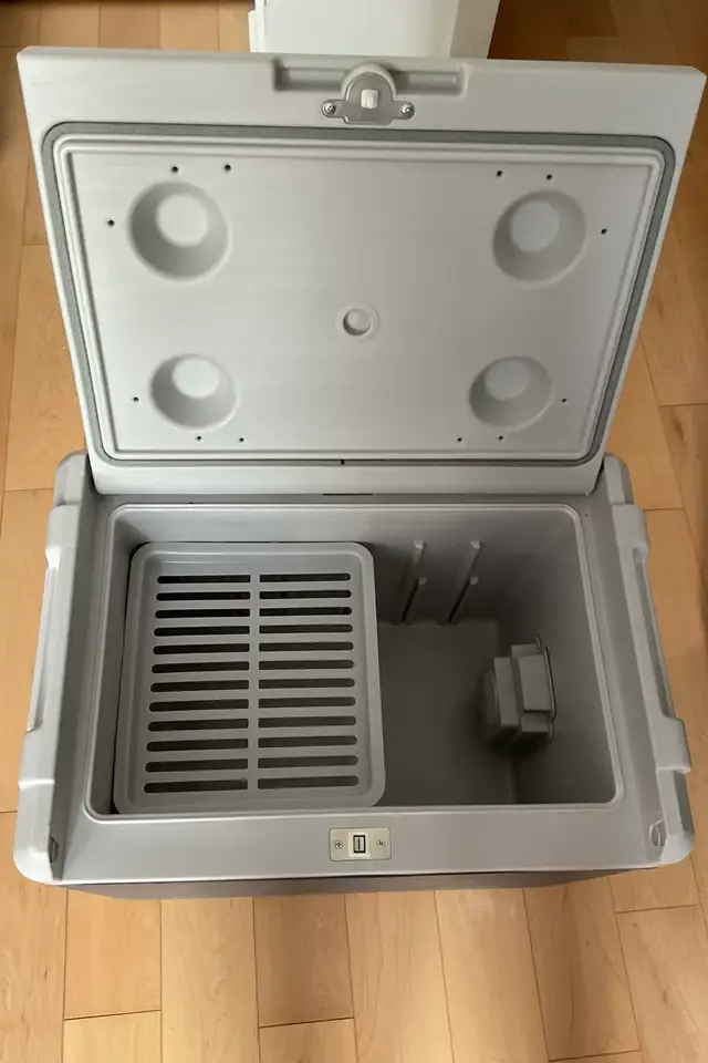 Glacière Thermoélectrique Coleman 40L - Photo 3