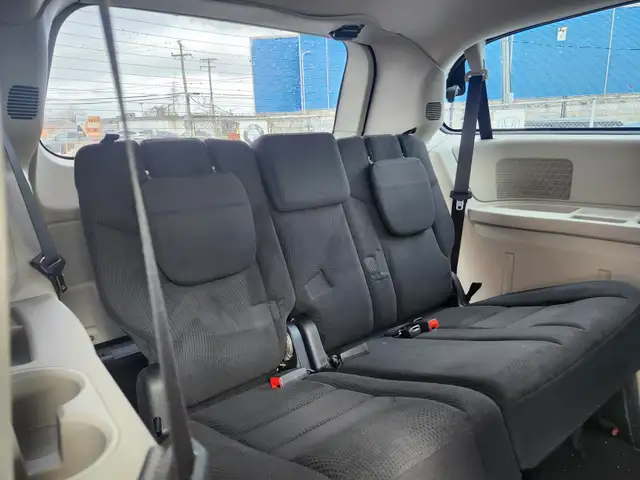 2014 Dodge Grand Caravan BAS KM 7 PASSAGER GARANTIE 1 ANS - Photo 6