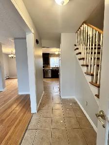 Hartlen Avenue - 4 BR, 2 BATH BEAUTIFUL FAMILY HOME AVAIL NOW! - Photo 2