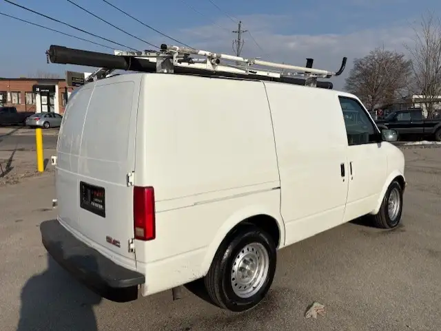 2005 GMC Safari Cargo Van CARGO VAN-LADDER RACKS-DIVIDER-SHELVES - Photo 5