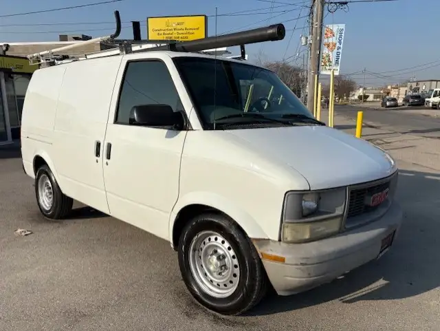 2005 GMC Safari Cargo Van CARGO VAN-LADDER RACKS-DIVIDER-SHELVES - Photo 7