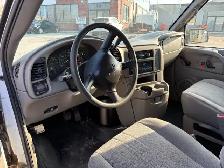 2005 GMC Safari Cargo Van CARGO VAN-LADDER RACKS-DIVIDER-SHELVES - Photo 10