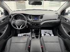 2018 Hyundai Tucson| All Wheel Drive | Two Sets of Tires | - Photo 17