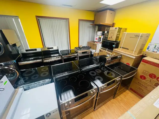 New & Open Box Stoves – Electric, Gas, Induction! - Photo 2