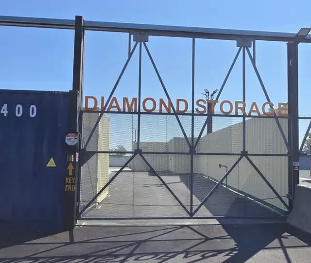 Secure & Affordable Self Storage & Trailer Parking – Welland