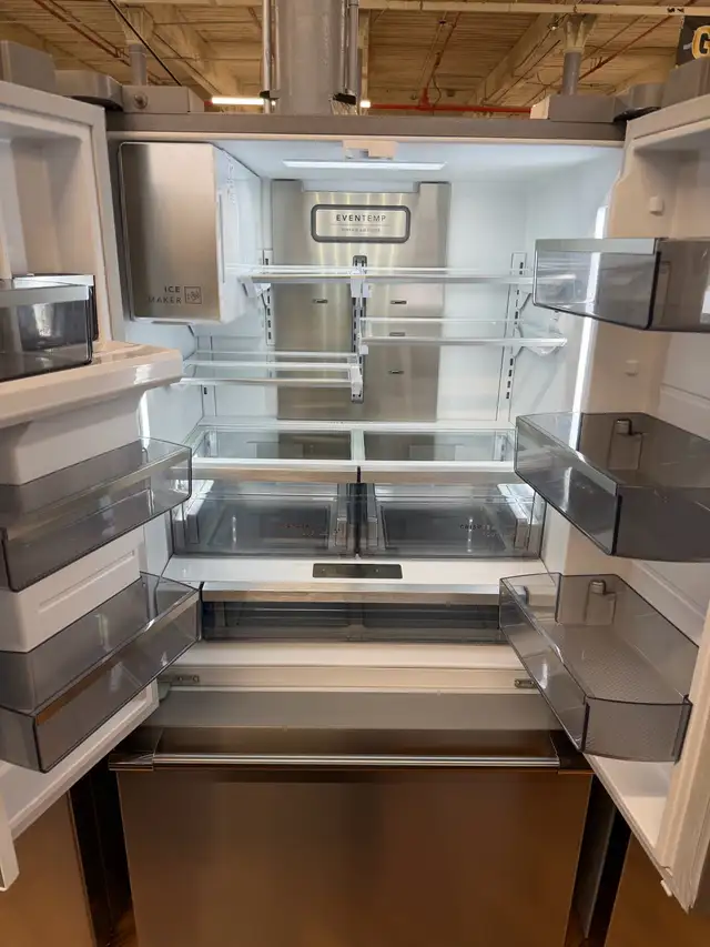 Frigidaire professional stainless steel three door fridge 2024 - Photo 2