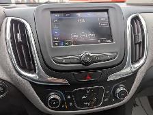 2021 Chevrolet Equinox LS WITH APPLE CARPLAY! - Photo 13