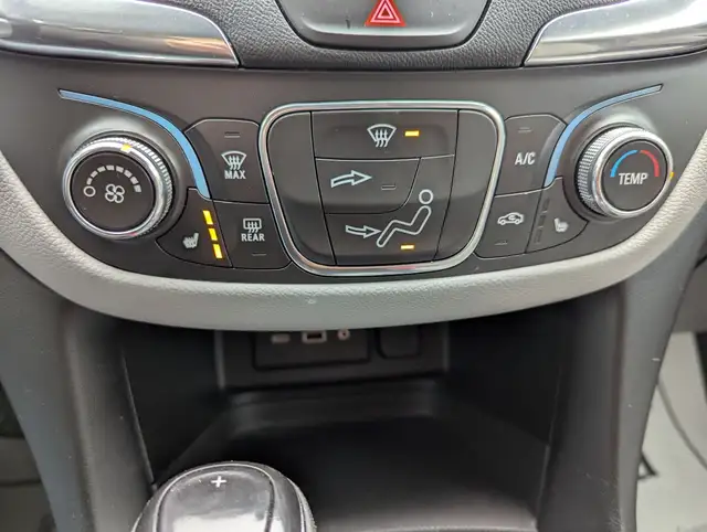 2021 Chevrolet Equinox LS WITH APPLE CARPLAY! - Photo 15