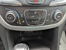 2021 Chevrolet Equinox LS WITH APPLE CARPLAY! - Photo 15