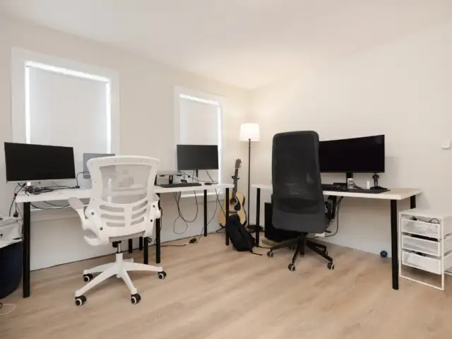 STUNNING HALIFAX VIEWS: EXECUTIVE 2 Bed 2 Bath AVAILABLE MAY 1ST - Photo 7