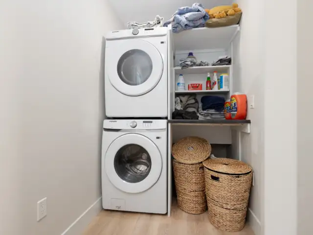 STUNNING HALIFAX VIEWS: EXECUTIVE 2 Bed 2 Bath AVAILABLE MAY 1ST - Photo 10