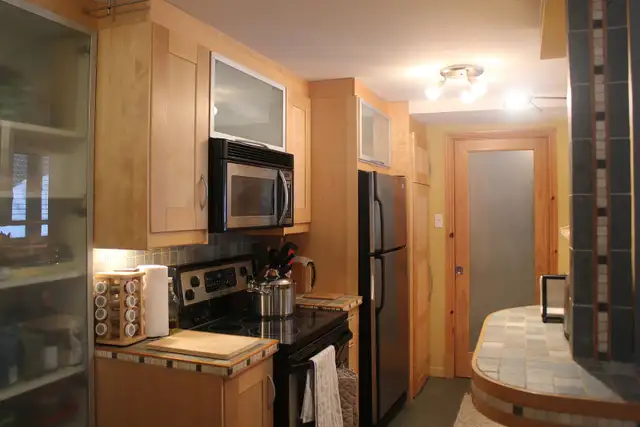 APPARTEMENT 3 ½, MEUBLÉ, TOUT INCLUS, PLATEAU MONT-ROYAL - Photo 4