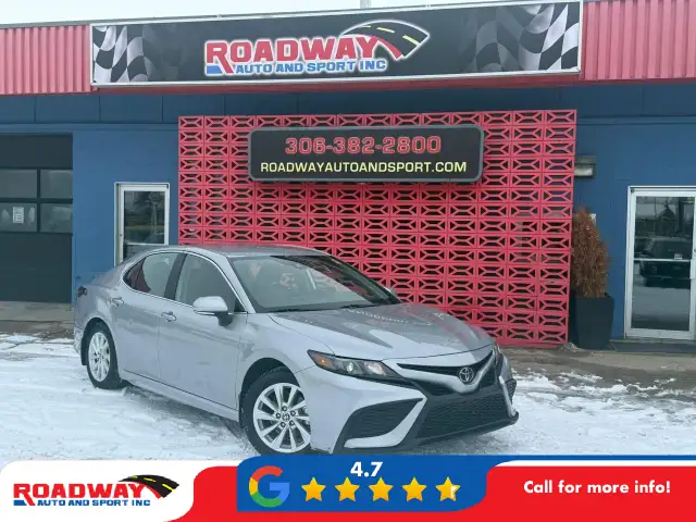 2024 Toyota Camry SE HEATED SEATS | APPLE CARPLAY | BACKUP CA...