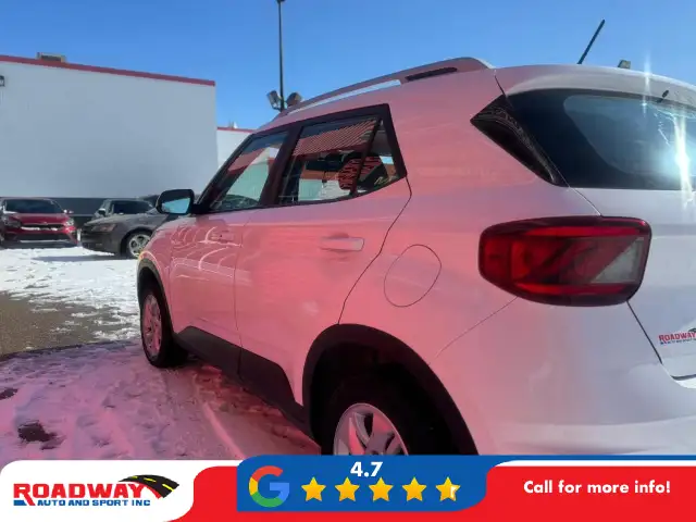 2024 Hyundai Venue Preferred HEATED SEATS | APPLE CARPLAY | B... - Photo 6