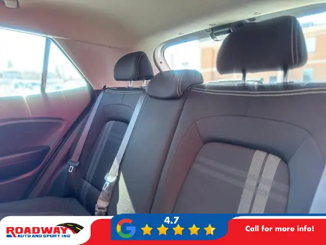 2024 Hyundai Venue Preferred HEATED SEATS | APPLE CARPLAY | B... - Photo 26