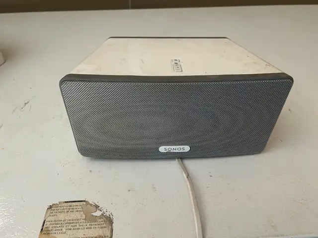Used Sonos system for sale - Photo 3
