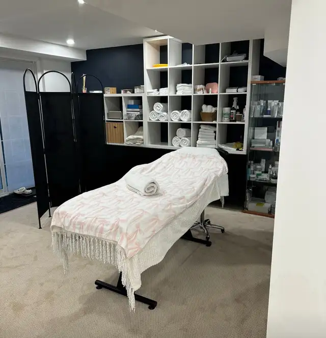 Your Way toHealthand BalanceInspired Hot Stone Massages - Photo 3