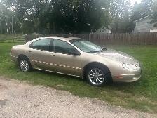 2004 Chrysler Concorde - Photo 2