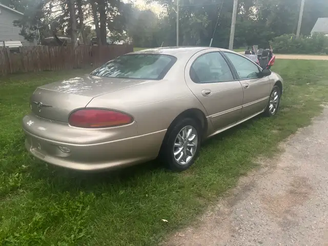 2004 Chrysler Concorde - Photo 6
