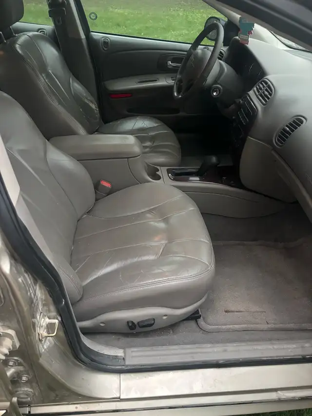 2004 Chrysler Concorde - Photo 8