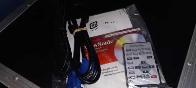 VIEWSONIC 2700 ANSILUMENS PROJECTOR - Photo 5