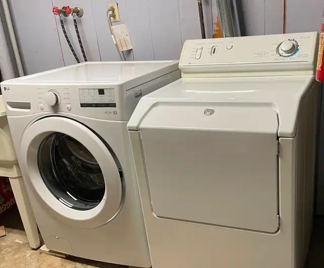 Full Basement for Rent from April 1 or March 2026, Scarborough - Photo 6