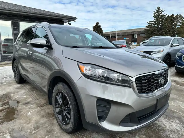 2019 KIA SORENTO LX – 2.4L – AWD - NO ACCIDENTS - Photo 3