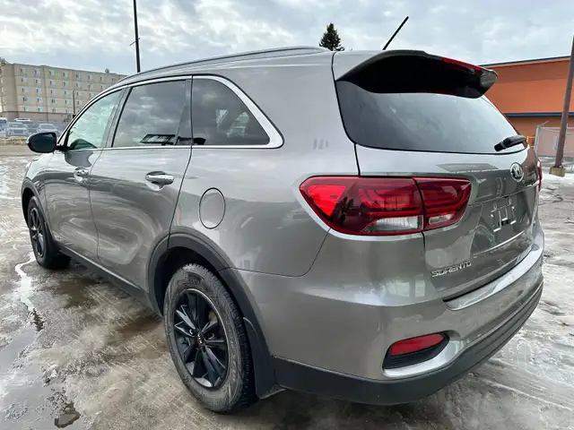 2019 KIA SORENTO LX – 2.4L – AWD - NO ACCIDENTS - Photo 7