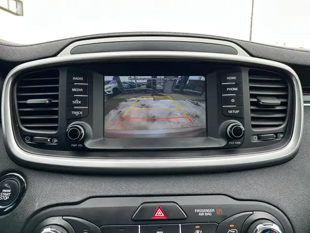 2019 KIA SORENTO LX – 2.4L – AWD - NO ACCIDENTS - Photo 12