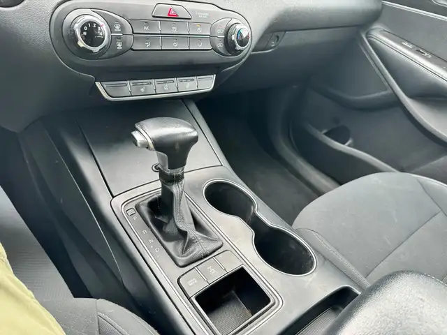 2019 KIA SORENTO LX – 2.4L – AWD - NO ACCIDENTS - Photo 16