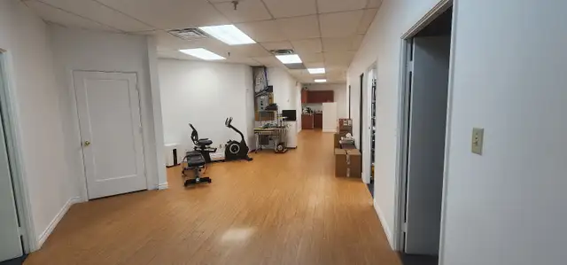 Engineering Office Sublease in Markham Woodbine & 14th - Photo 7