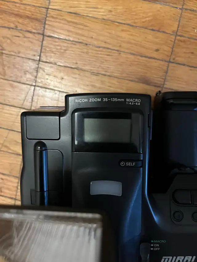 Ricoh Camera - Photo 4