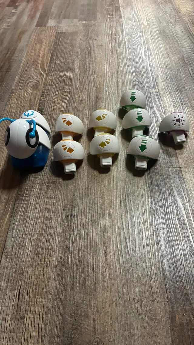 Frisher Price learning caterpillar - Photo 4