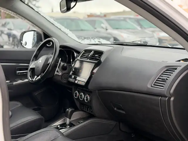 2018 MITSUBISHI RVR GT – 2.4L – AWD   161,000 KM   ACCIDENT FREE - Photo 9