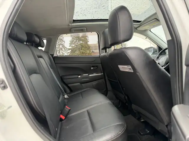 2018 MITSUBISHI RVR GT – 2.4L – AWD   161,000 KM   ACCIDENT FREE - Photo 16