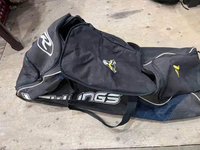 Rawlings baseball wheel bag
