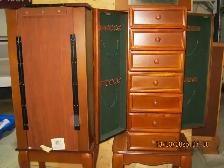 Jewelry armoire/cabinet - Photo 5